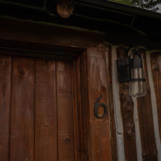 Log cabin exterior view