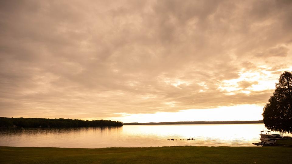 Exploring Tomiko Lake